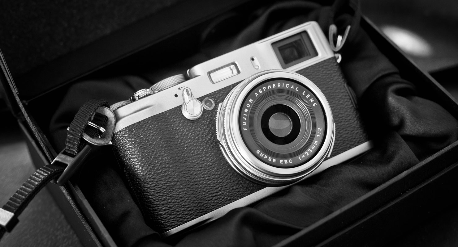 professional mirrorless photography