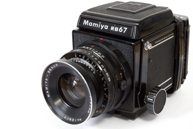 medium format film-camera